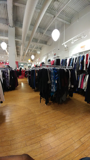 Clothing Store «Fashion To Figure», reviews and photos, 5100 Kings Plaza, Brooklyn, NY 11234, USA