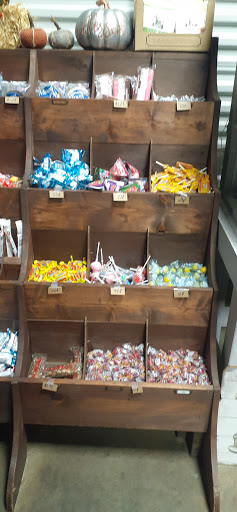 Barbecue Restaurant «Farm House Produce», reviews and photos, 4690 GA-52, Dahlonega, GA 30533, USA