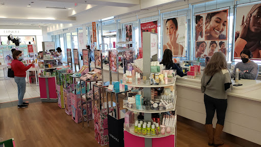 Hair Salon «Ulta Beauty», reviews and photos, 11850 Pines Blvd, Pembroke Pines, FL 33025, USA