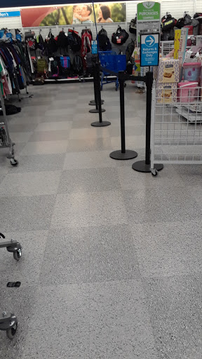 Clothing Store «Ross Dress for Less», reviews and photos, 723 Rio Rancho Rd, Pomona, CA 91766, USA