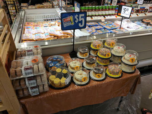 Grocery Store «Stop & Shop», reviews and photos, 105 Alewife Brook Pkwy, Somerville, MA 02144, USA