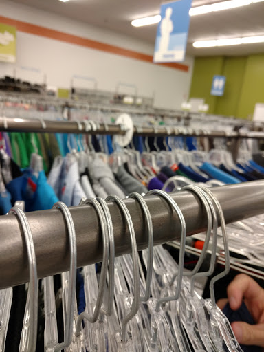 Thrift Store «83rd Ave & Lake Pleasant Goodwill Retail Store & Donation Center», reviews and photos