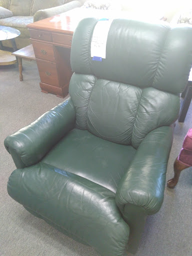 Thrift Store «Repurposed for the Thrifty Shopper in You», reviews and photos, 7805 McKnight Rd, Pittsburgh, PA 15237, USA