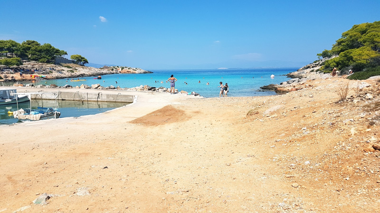 Paralia Aponisos'in fotoğrafı ve güzel manzarası