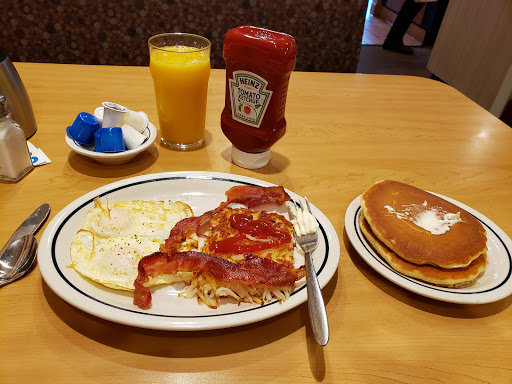 Shopping Mall «Aliso Village Shopping Center», reviews and photos, 23966 Aliso Creek Rd, Laguna Niguel, CA 92677, USA