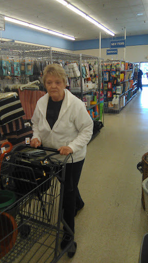 Thrift Store «Goodwill Industries Sterling», reviews and photos, 2216 E 4th St, Sterling, IL 61081, USA