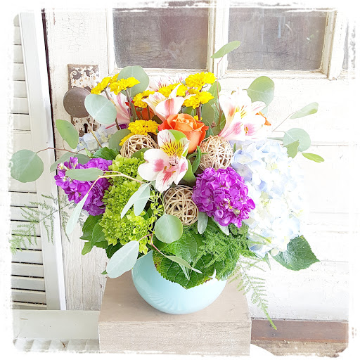 Florist «Sedgefield Florist», reviews and photos, 5002 High Point Rd a, Greensboro, NC 27407, USA