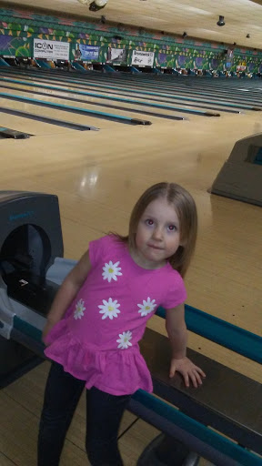 Bowling Alley «Wayne Bowling & Recreation», reviews and photos, 36900 Michigan Ave, Wayne, MI 48184, USA