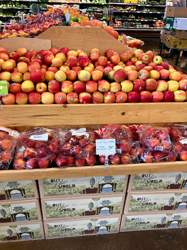 Grocery Store «Whole Foods Market», reviews and photos, 18700 Ventura Blvd #190, Tarzana, CA 91356, USA