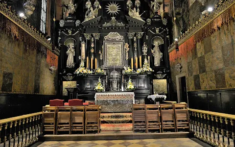 Kaplica Cudownego Obrazu Czarnej Madonny Matki Bożej Częstochowskiej image