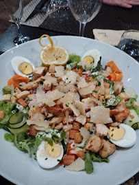 Salade Cobb du Restaurant Au Comptoir Des Viandes à Montagnat - n°7