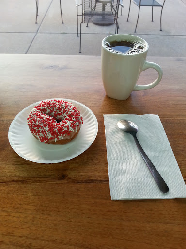 Donut Shop «Old Town Donut Shop», reviews and photos, 3941 Mid Rivers Mall Dr, St Peters, MO 63376, USA