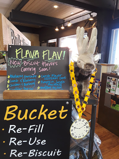 Pet Supply Store «Mud Bay», reviews and photos, 3804 Bridgeport Way W, University Place, WA 98466, USA