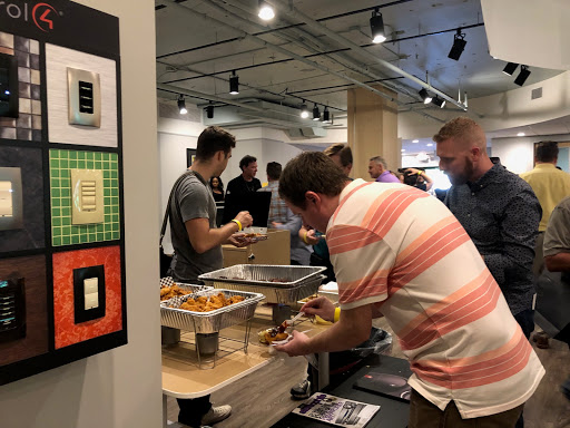 Home Audio Store «HiFi Buys», reviews and photos, 3157 Peachtree Rd NE, Atlanta, GA 30305, USA