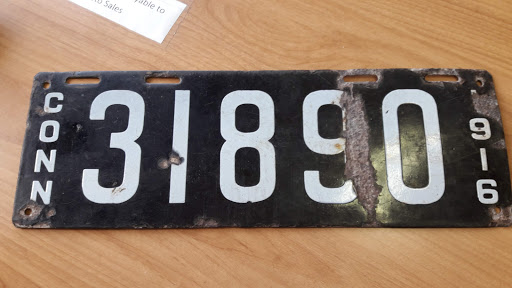 Used Car Dealer «D J Auto Sales», reviews and photos, 3815 16th Ave SW, Cedar Rapids, IA 52404, USA