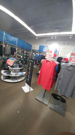 Clothing Store «Old Navy», reviews and photos, 1009 Flatbush Ave, Brooklyn, NY 11226, USA