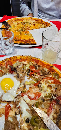 Plats et boissons du Restaurant casher pizza Tov à Deauville - n°10