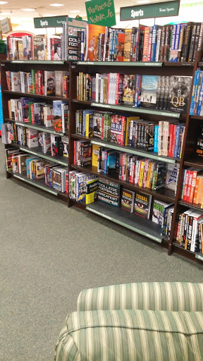 Book Store «Barnes & Noble», reviews and photos, 3701 McKinley Pkwy, Buffalo, NY 14219, USA