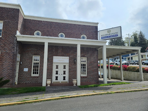 Funeral Home «Hughes-Ransom Funeral Home and Cremation Services», reviews and photos, 576 12th St, Astoria, OR 97103, USA
