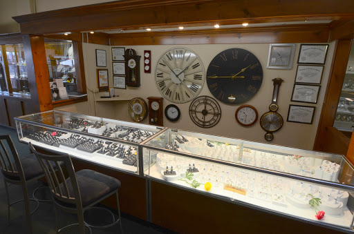 Jeweler «Stones Jewelry», reviews and photos, 107 W Front St, Wheaton, IL 60187, USA