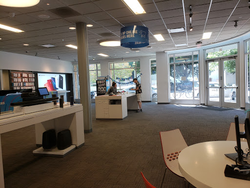 Cell Phone Store «AT&T», reviews and photos, 140 F St, Davis, CA 95616, USA