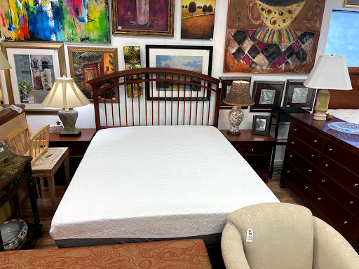 Thrift Store «You Never Know Thrift Store», reviews and photos, 5529 Manatee Ave W, Bradenton, FL 34209, USA