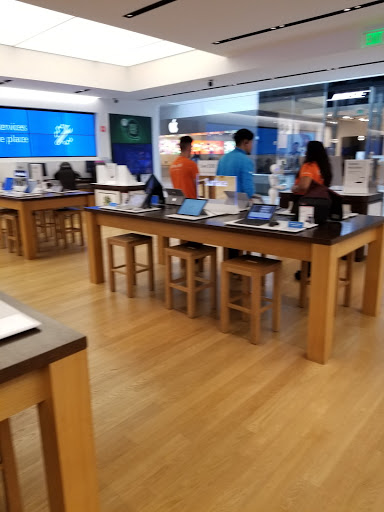 Computer Store «Microsoft Store», reviews and photos, 2855 Stevens Creek Blvd #1135, Santa Clara, CA 95050, USA
