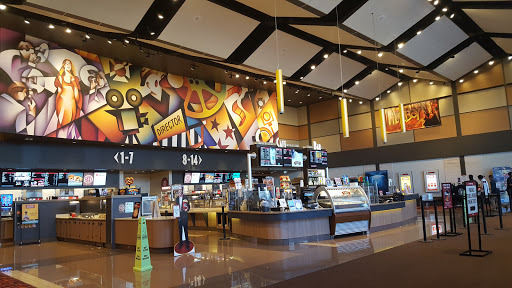 Movie Theater «Bow Tie Cinemas Marquis 16 & BTX Theater», reviews and photos, 100 Quarry Rd, Trumbull, CT 06611, USA