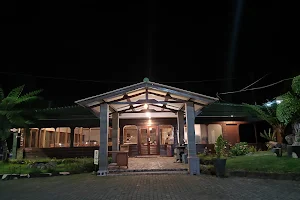 Hotel Bromo Permai 1 Cemorolawang image