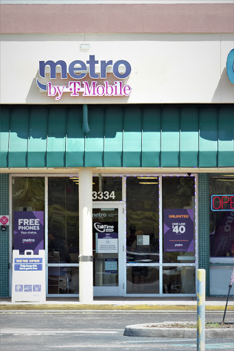 Cell Phone Store «MetroPCS Authorized Dealer», reviews and photos, 3334 US-19, Holiday, FL 34691, USA