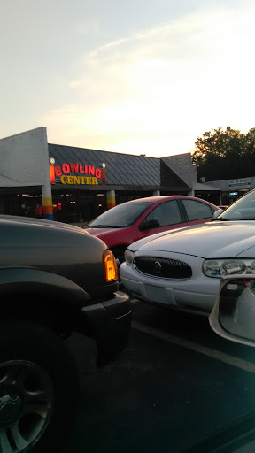 Bowling Alley «Oak Ridge Bowling Center», reviews and photos, 246 S Illinois Ave, Oak Ridge, TN 37830, USA