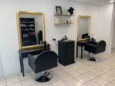 Salon Victoria G à Les Mées