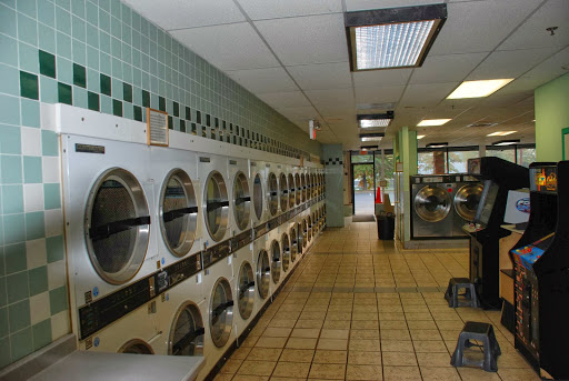 Laundromat «Laundry Depot of Ewing», reviews and photos, 1980 N Olden Ave, Ewing Township, NJ 08638, USA