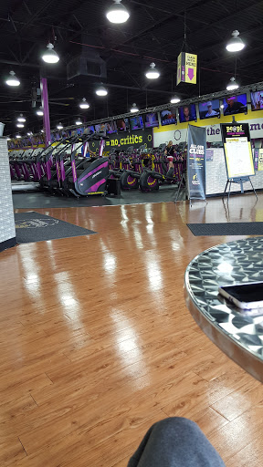 Gym «Planet Fitness», reviews and photos, 1842 Douglas Rd, Montgomery, IL 60538, USA