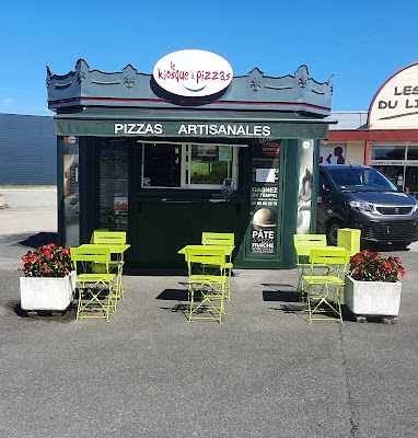 Le kiosque à pizzas à Bellac