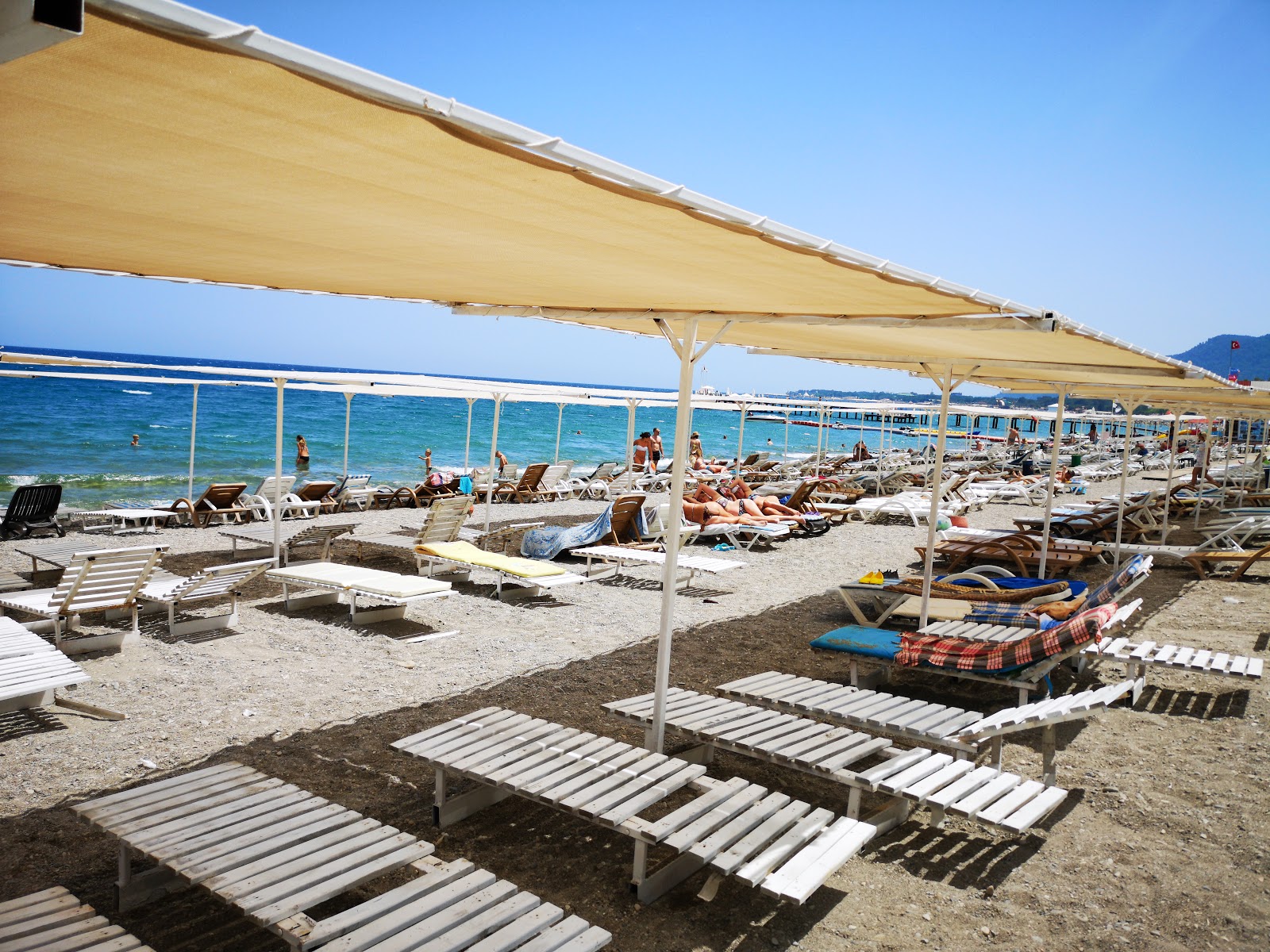 Foto de Praia Turquesa de Beldibi com praia espaçosa