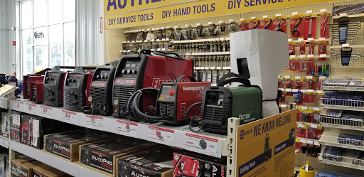 Auto Parts Store «NAPA Auto Parts CHS012», reviews and photos, 2830 Teays Valley Road, Hurricane, WV 25526, USA