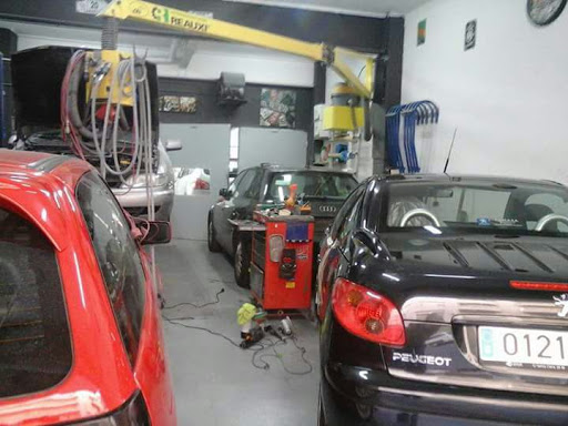 CESCAR GARAGE SERVICE en Cambrils, Tarragona