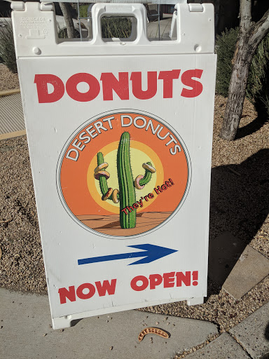 Donut Shop «Desert Donuts», reviews and photos, 3134 W Carefree Hwy #10, Phoenix, AZ 85086, USA