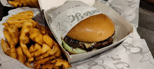 Cheeseburger du Restaurant américain Carl's Jr. Bègles à Bègles - n°20