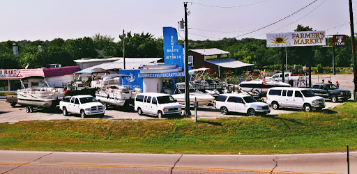 Boat tour agency Denton