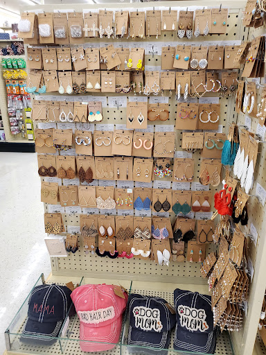 Craft Store «Hobby Lobby», reviews and photos, 255 W Roosevelt Rd, Lombard, IL 60148, USA