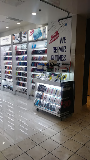 Phone Repair Service «The Fix - Mobile Phone & Computer Repair», reviews and photos, 17057 N Outer 40 Rd, Chesterfield, MO 63005, USA