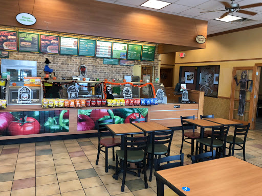 Restaurant «Subway», reviews and photos, 900 N Austin Ave #602, Georgetown, TX 78626, USA