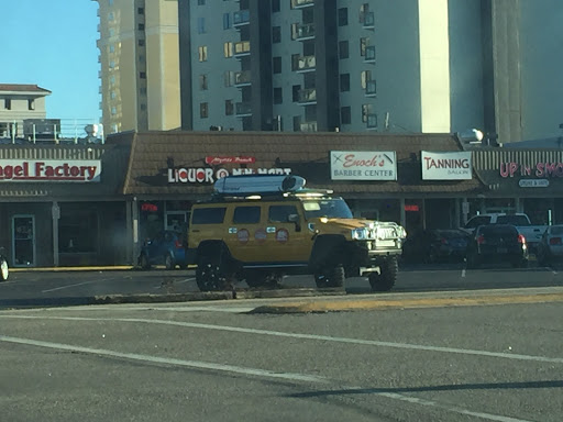 Liquor Store «Myrtle Beach Liquor», reviews and photos, 2010 N Kings Hwy suite A, Myrtle Beach, SC 29577, USA