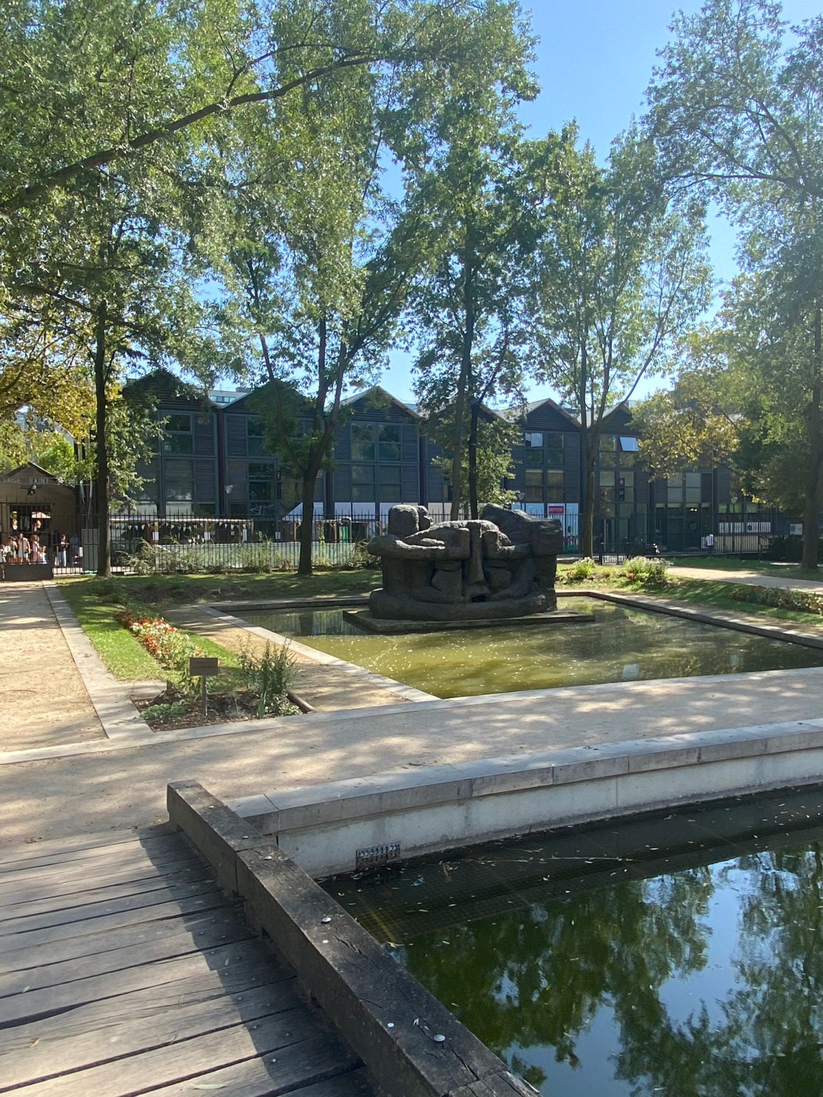 Photo n° 30 de l'avis de Himherandmore. fait le 10/09/2023 à 12:08