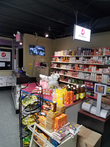 Shopping Mall «Breton Village Shopping Center», reviews and photos, 1814 Breton Rd SE, Grand Rapids, MI 49506, USA