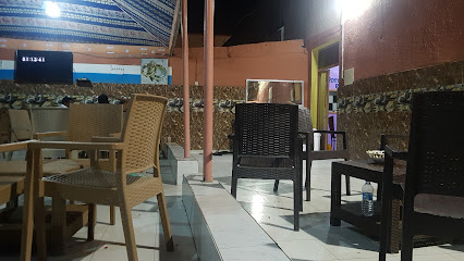 Restaurant & Domino,s - 33F2+VPH, Nouakchott, Mauritania