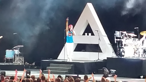 Live Music Venue «Hollywood Casino Amphitheatre - St. Louis», reviews and photos, 14141 Riverport Dr, Maryland Heights, MO 63043, USA