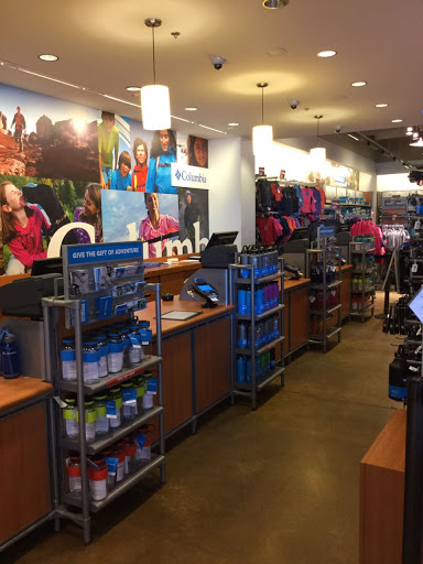 Sportswear Store «Columbia Sportswear Outlet Store at Tanger Outlet Center», reviews and photos, 6699 N Landmark Dr e, Park City, UT 84098, USA